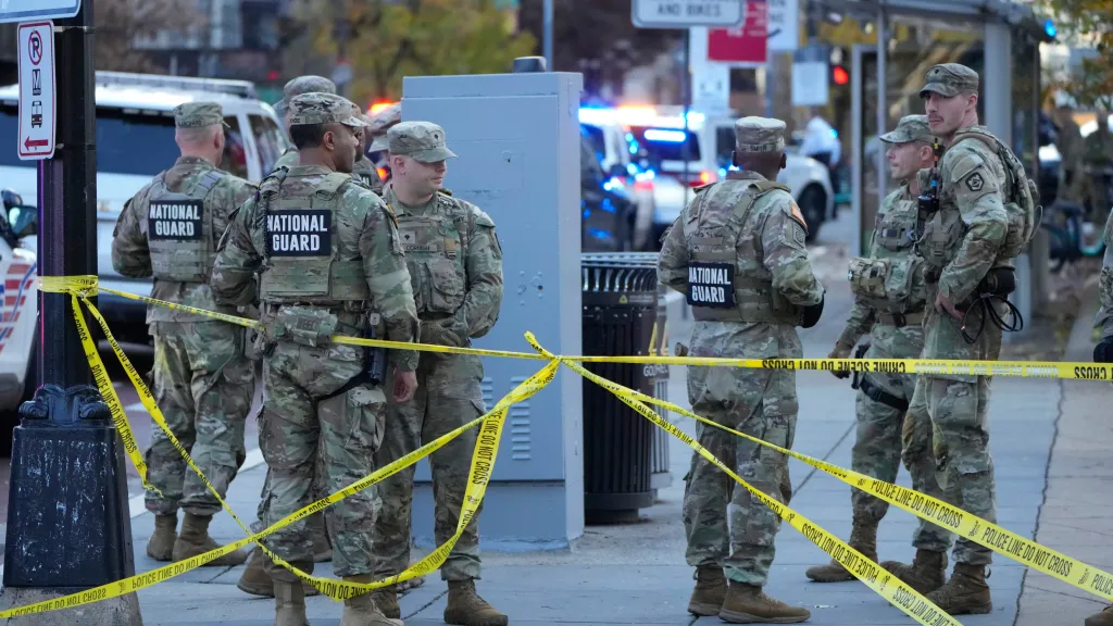 Zajištěné místo činu po střelbě na členy Národní gardy ve Washingtonu
