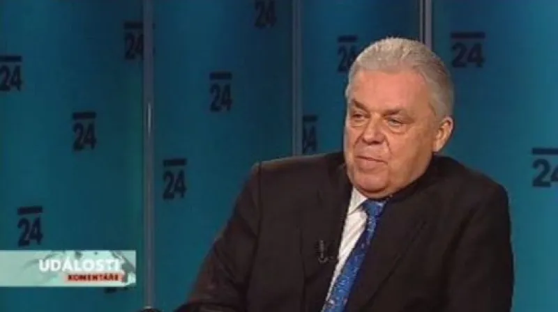 Rozhovor s Karlem Dobešem