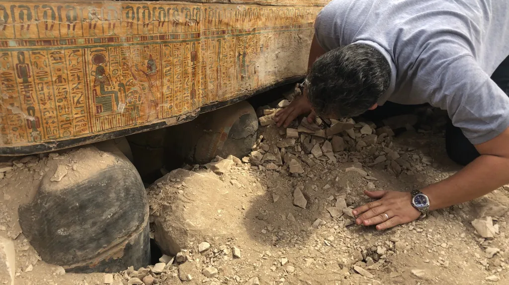 Objev dvou desítek sarkofágů v Egyptě