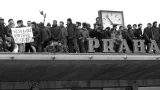 Tisíce lidí přivítaly 31. března v Praze čs. hokejové mužstvo, které ze Stockholmu přivezlo bronz