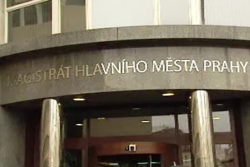 Do volebního boje posílá ODS brankáře Břízu a zpěváka Kalouska