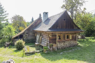 Zlínský kraj si cení roubenek. Tentokrát té v Rokytnici