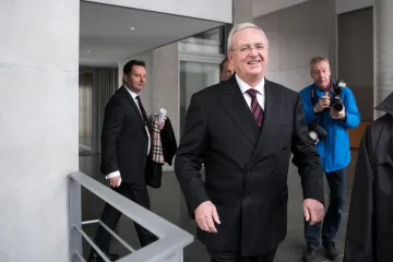 Nic jsem o podvodu s emisemi nevěděl, vypověděl bývalý šéf Volkswagenu Winterkorn