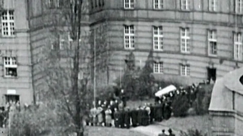 Pohřeb Jana Opletala