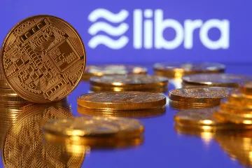 Rána pro facebookový projekt kryptoměny. Ztrácí podporu firem Visa i Mastercard