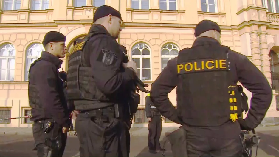 Policie zasahuje u přepadeného klenotnictví v Teplicích