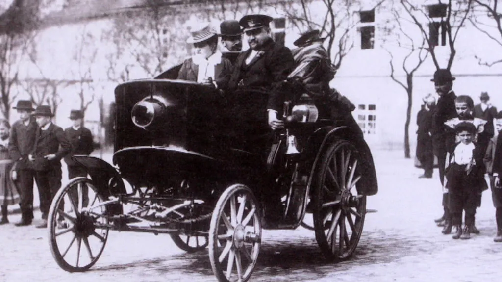 Počátky automobilismu