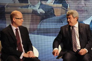 Best: Spolupráce ČSSD a KSČM může odehnat zahraniční investory