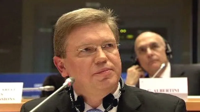 Štefan Füle při \"grilování\" v Evropském parlamentu