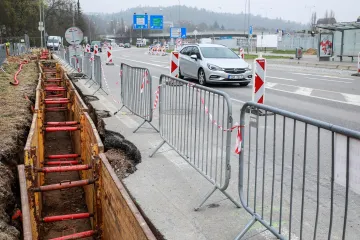 Silničáři v Brně zahájili přestavbu frekventované Bauerovy ulice. Má být širší a bezpečnější