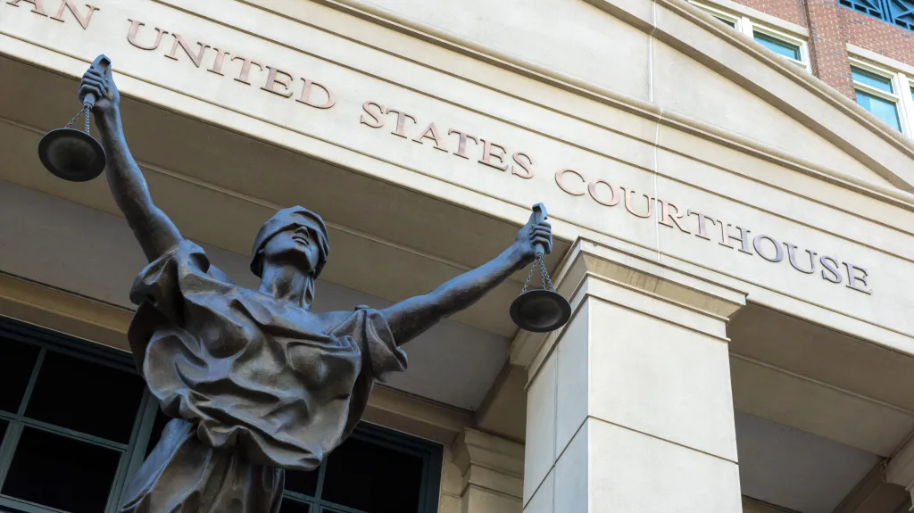 Soud v Alexandrii ve Virginii