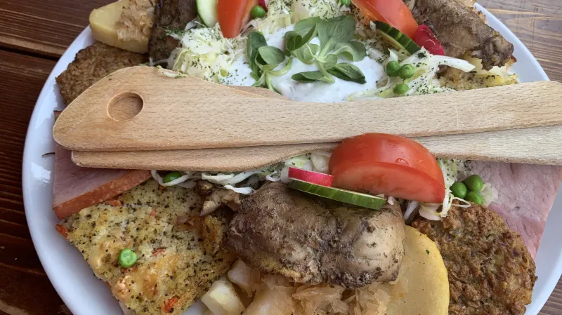 Staročeská hostina s bažantem