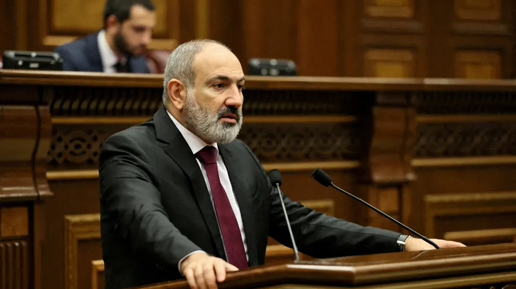 Arménský premiér Nikol Pašinjan (archivní snímek)