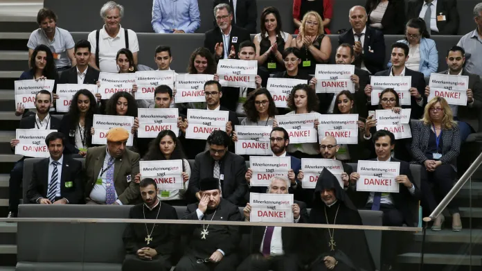 Němečtí poslanci odsouhlasili rezoluci o genocidě v Arménii