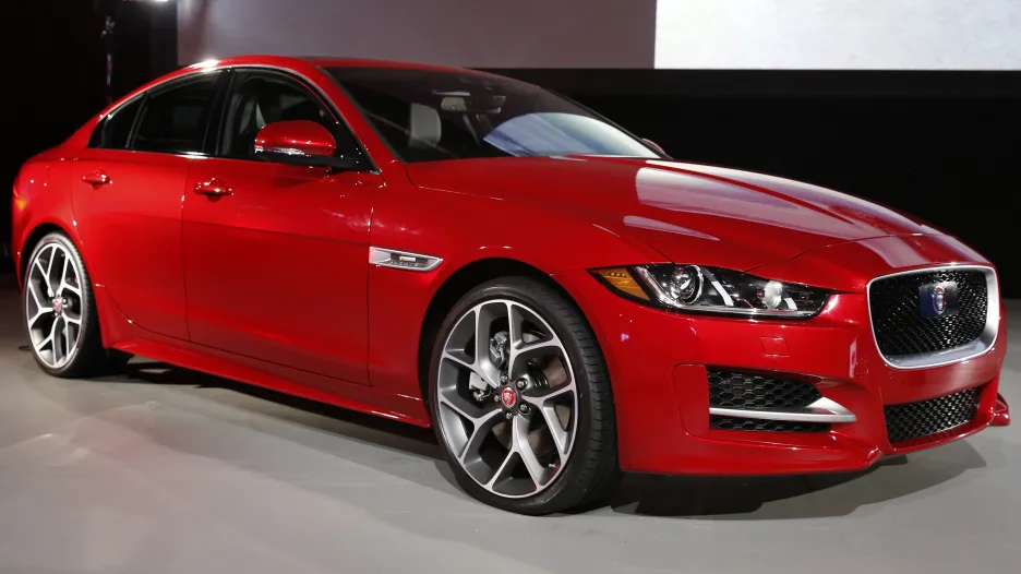 Jaguar XE