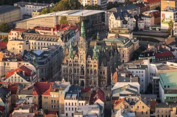 Vytížené ulice v centru Liberce rozkopají dělníci. Řidiči se zimní přestávkou neprojedou dva roky