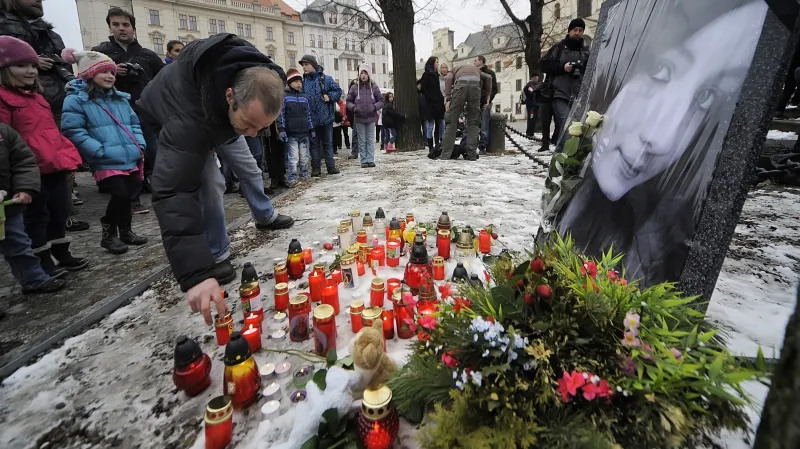 Pieta za zavražděnou dívku