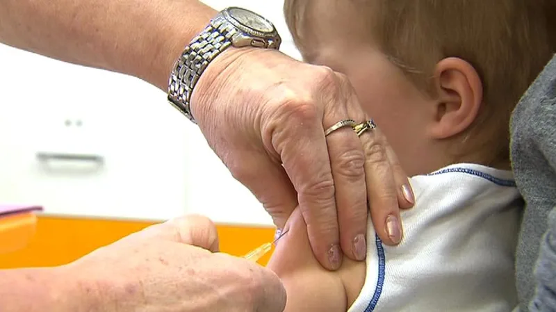 Události: ÚS se zastal rodičů, kteří odmítli očkování dětí