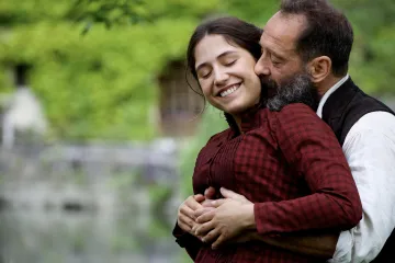 Recenze: Rodin je filmová imprese, která hodně mluví a málo řekne