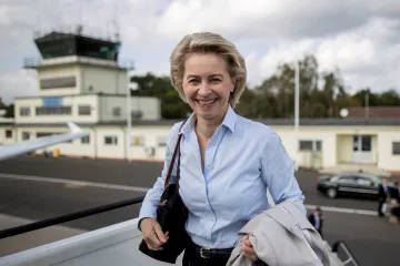 Letoun se šéfkou EK kvůli rušení GPS přistál podle papírových map