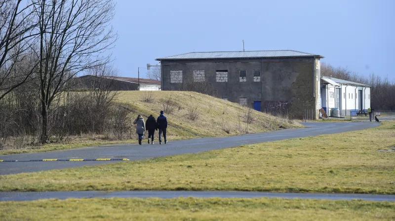 Areál bývalých sovětských kasáren v Olomouci-Neředíně