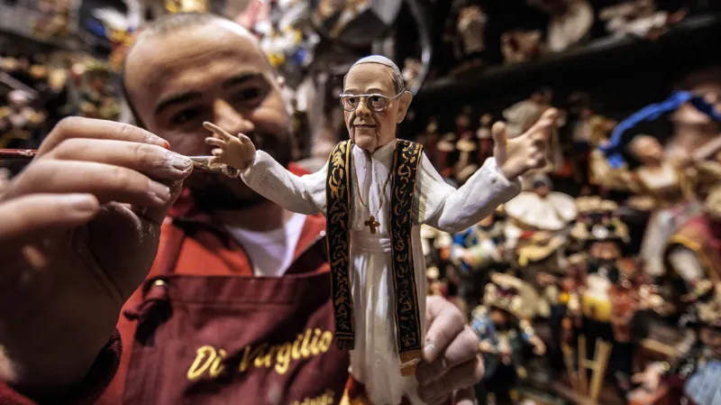 Figurka papeže Františka