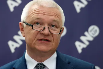 Faltýnek v prvním kole doporučil volbu Semína a kandidáta ANO. Příště se poradí s ČSSD
