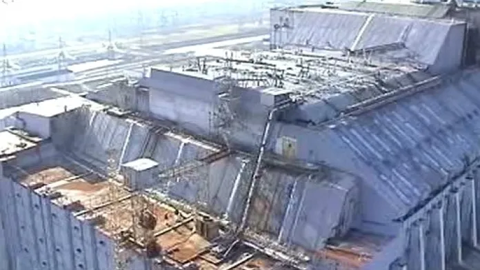 Sarkofág elektrárny v Černobylu