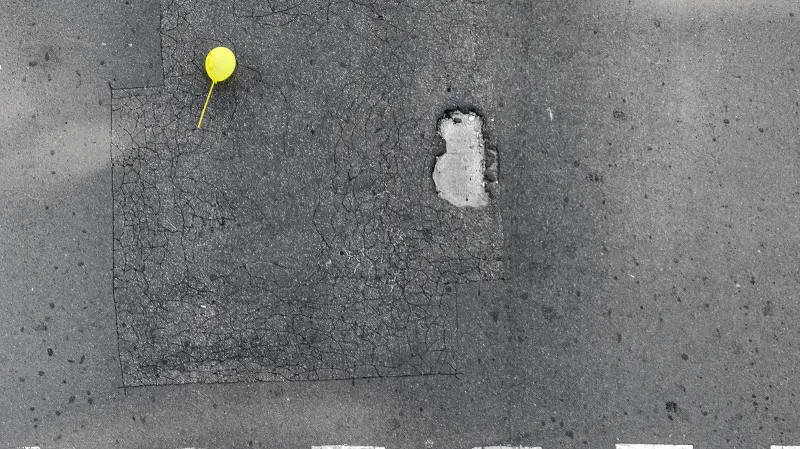 Letošním držitelem Grantu Prahy je Tomáš Vocelka s projektem Pod pražskými věžemi.