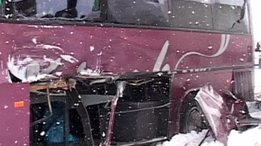 Havarovaný autobus, foto tvnoviny.sk