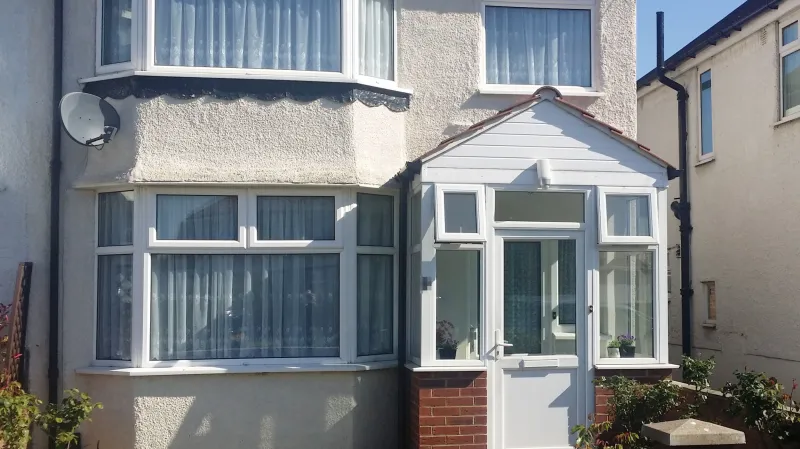 Dům v londýnské čtvrti Hounslow, kde finanční obchodník Navinder Singh Sarao zřejmě plánoval své machinace na burze