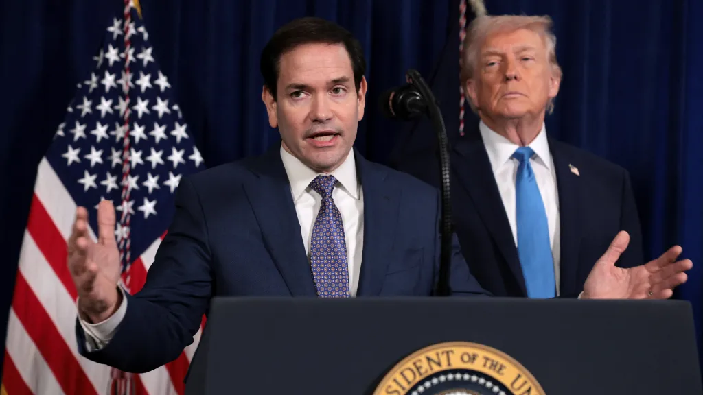 Americký ministr zahraničí Marco Rubio a prezident USA Donald Trump