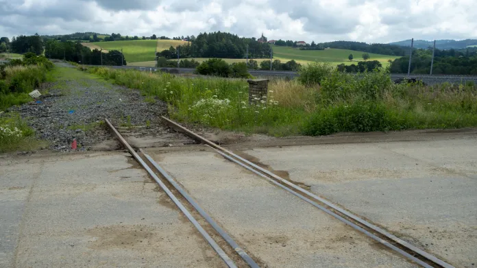 Pozůstatek staré trati Votice–Sudoměřice