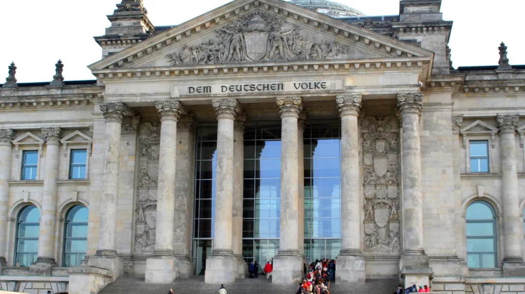 Spolkový sněm (Bundestag)