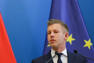 Orbán zatajil reálnou výši deficitu rozpočtu, prohlásil Magyar
