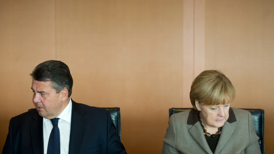 Sigmar Gabriel s Angelou Merkelovou