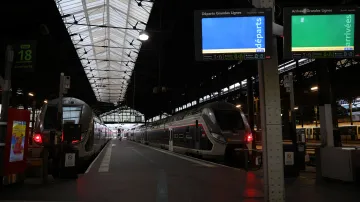 Zastavený provoz na nádraží Saint-Lazare v Paříži v důsledku bouře Goretti