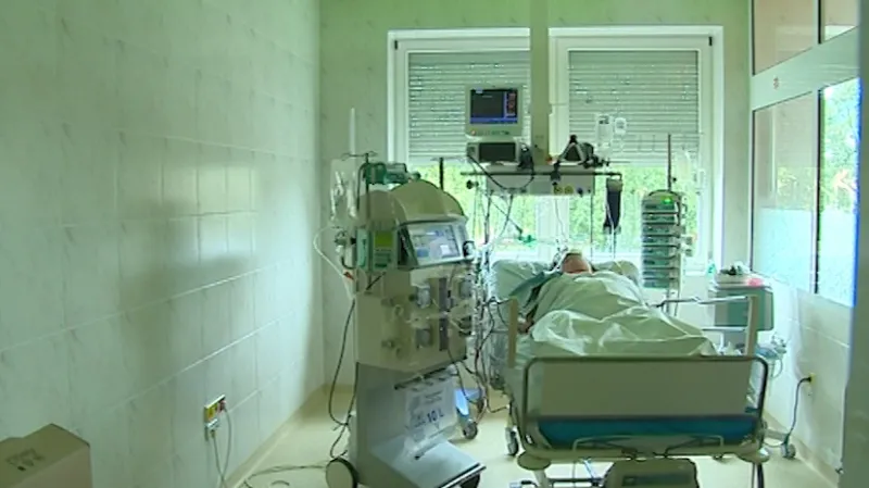 Zlínská nemocnice dluží dodavatelům bezmála půl miliardy