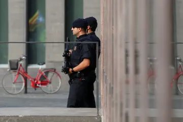 Madrid zřejmě převezme velení katalánské policie, tvrdí člen vládní strany