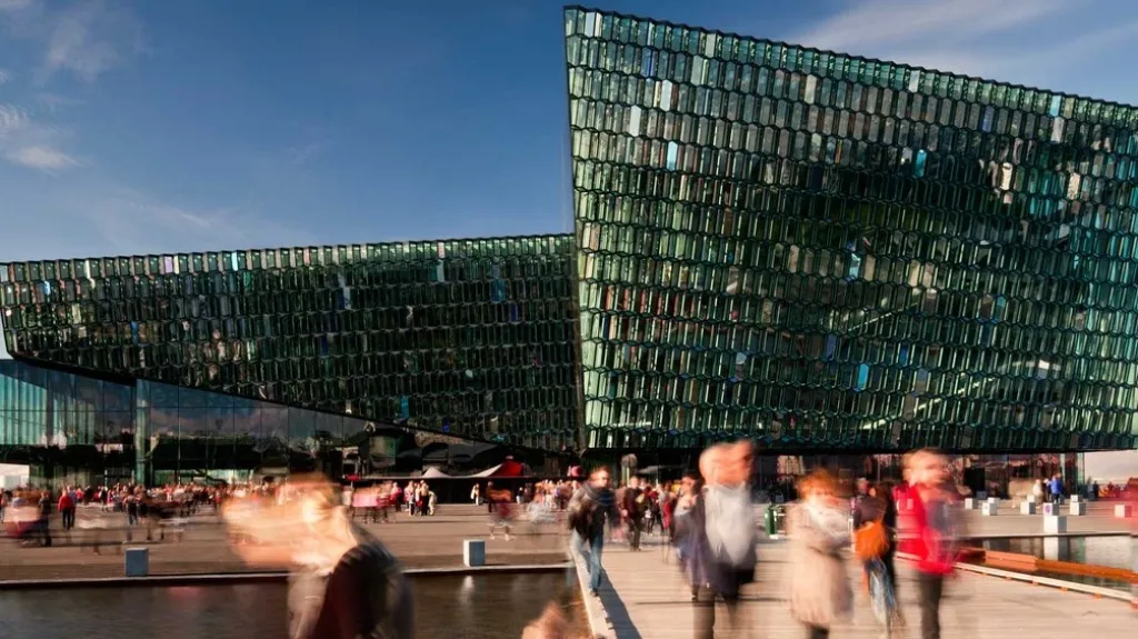 Koncertní síň Harpa v Reykjavíku