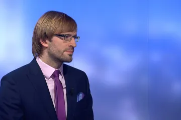 Epidemie spalniček: Pseudovědeckým argumentům na internetu se těžko čelí, říká Vojtěch