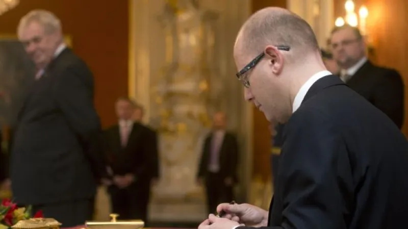 Sobotka složil na Hradě premiérský slib