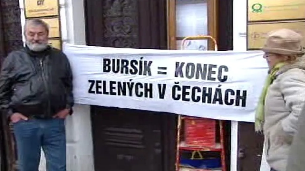 Protest proti Martinu Bursíkovi