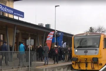 Rožnovské nádraží dostalo novou podobu, město chce zvelebit i okolí