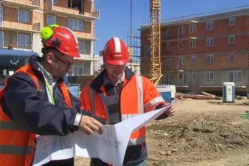 Důvěru v českou ekonomiku sráží slábnoucí Německo, nezodpovědná Itálie i Francie „ve vestách“, míní ekonom