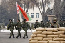 Vojáci ODKB se začali stahovat z Kazachstánu. Šojgu sdělil, že odejdou do 19. ledna