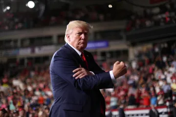 V USA zadrželi dva podnikatele z Trumpovy ukrajinské kauzy