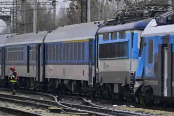 Cestující požadují kompenzace po srážce vlaků na Českobudějovicku