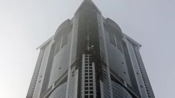 Následky požáru v mrakodrapu The Torch