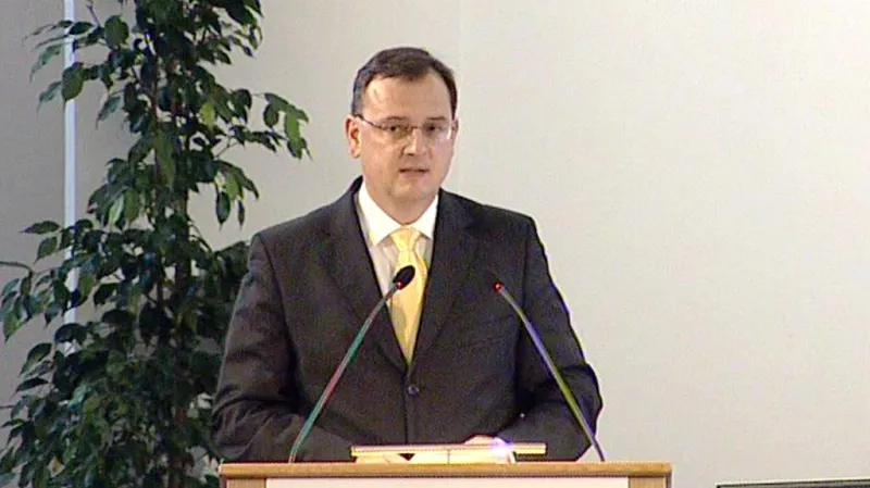Premiér Petr Nečas na sněmu svazu průmyslu a dopravy